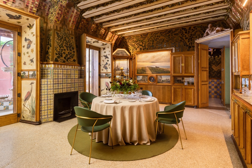 Обиколка на известната Casa Vicens на Антонио Гауди